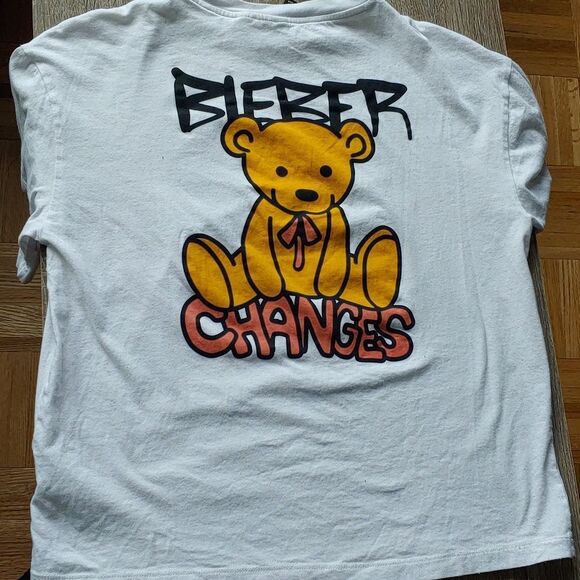 Justin Bieber Changes Top PRICE FIRM 💥 - Picture 8 of 9